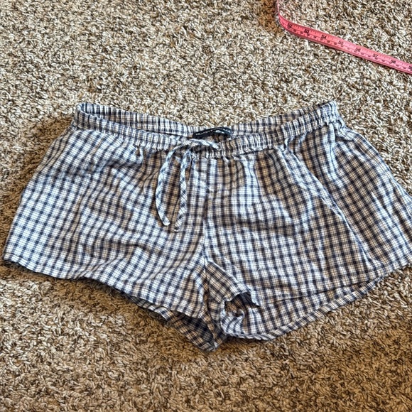 Brandy Melville Pants - Brandy Melville OS Tie Waist Plaid Cotton shorts NWT B1015